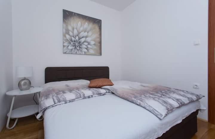 Apartman Mila Kaštela Екстериор снимка